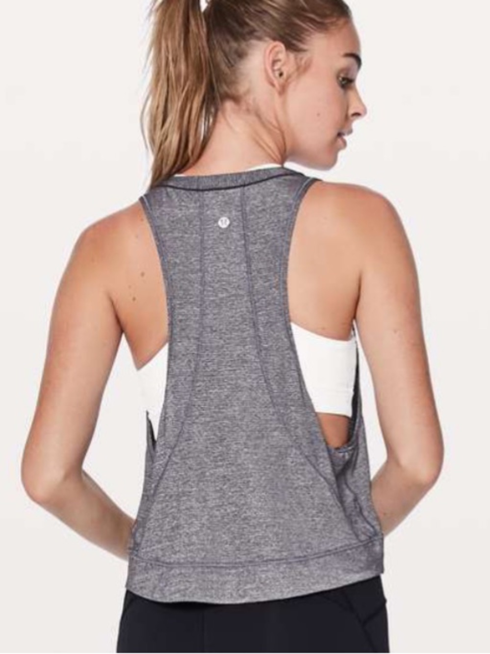 Lululemon PACE PERFECT TANK
COLOUR: HEATHERED BLACK/BLACK - Picture 5 of 5